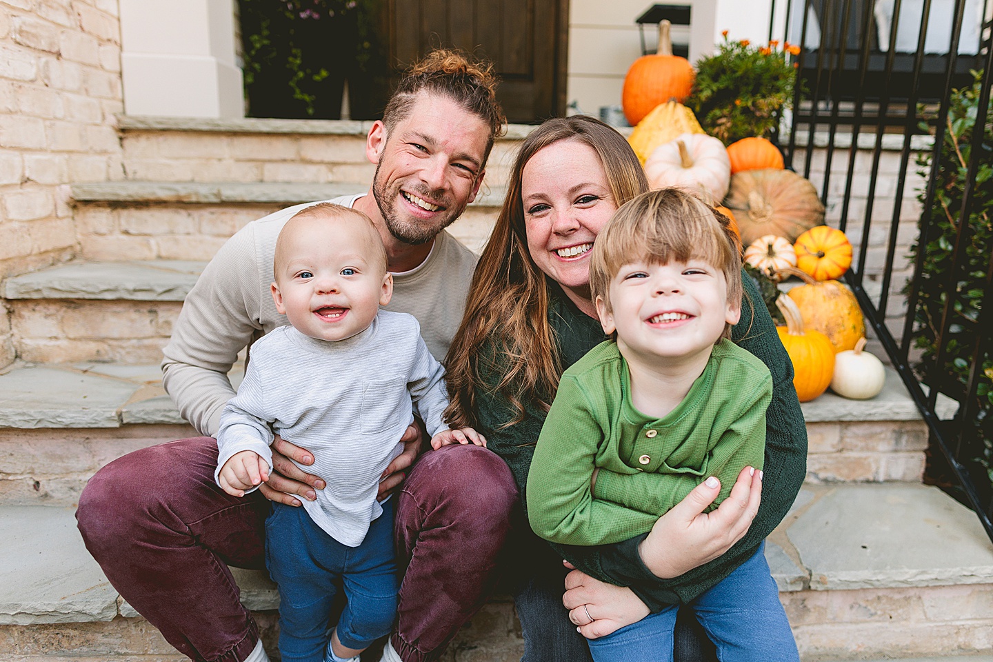 Family Photographer - Lee + Nancy // Raleigh Extended Family Photo Session